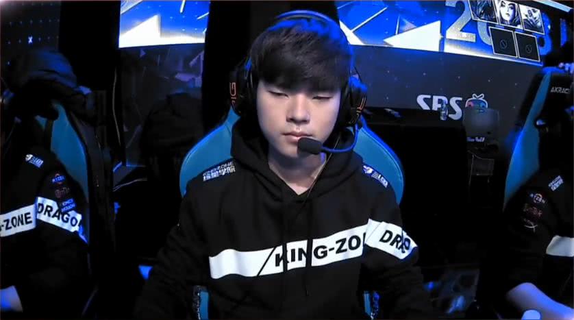 阿尔瓦雷斯 阿尔瓦雷斯