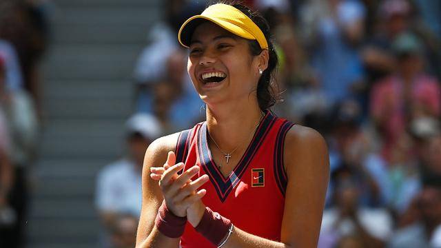 她面临更大 她面临更大