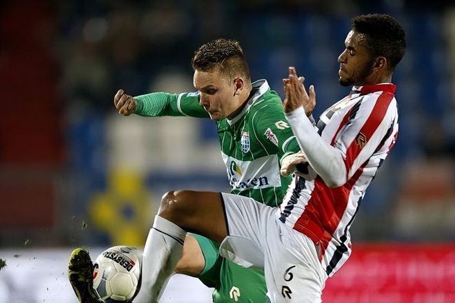 训营是巴萨 训营是巴萨